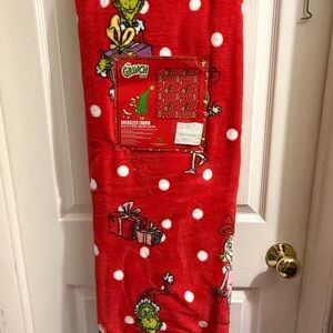 DR. SEUSS THE GRINCH Max & Cindy Lou Red blanket SUPER SOFT 60x70" Brand New